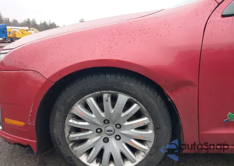 2011 Ford Fusion Hybrid из США, поврежденный, VIN 3FADP0L32BR170422